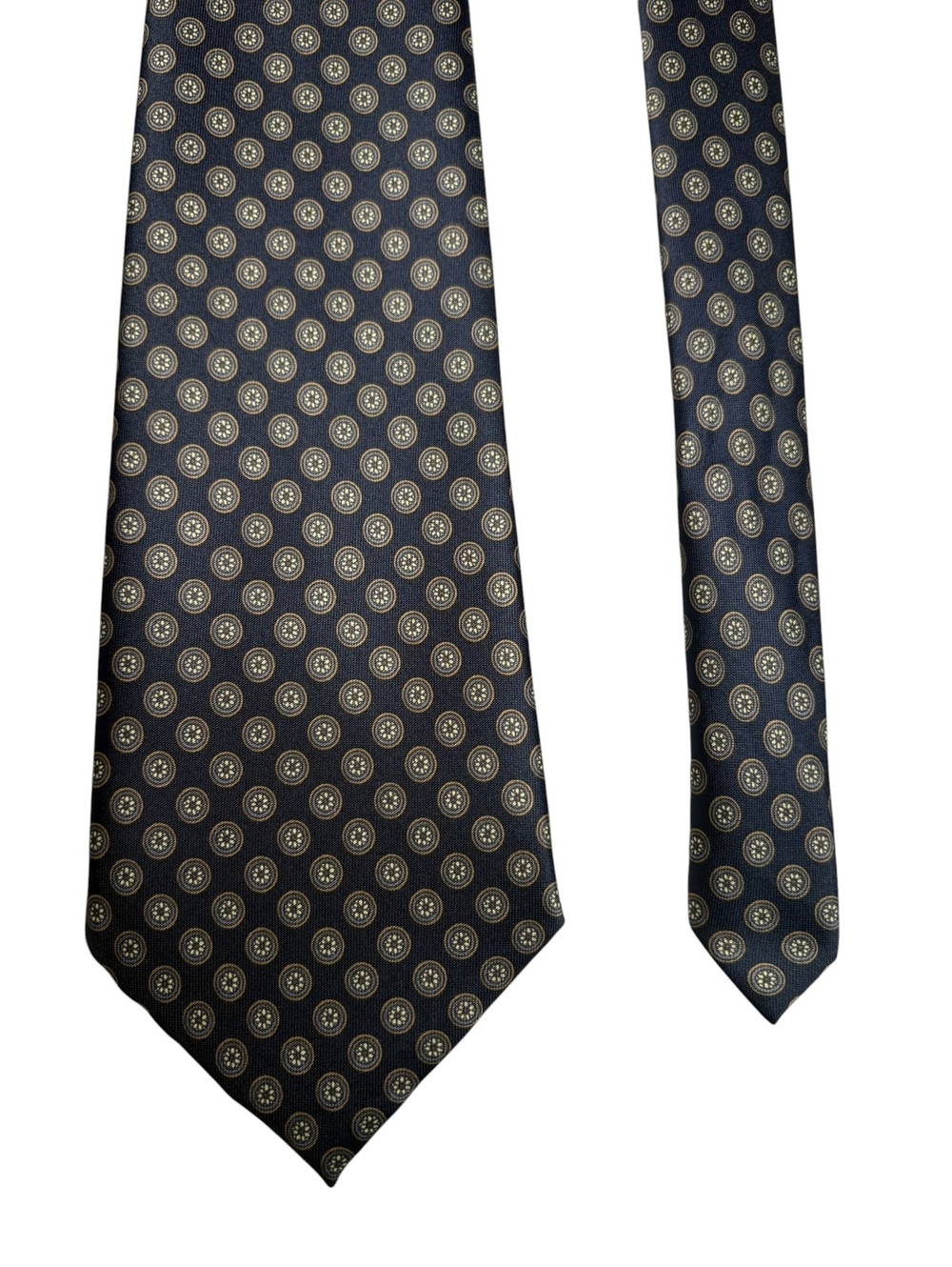 Mercedes Handmade High Fashion Silk Navy Floral Medallion Designer Tie